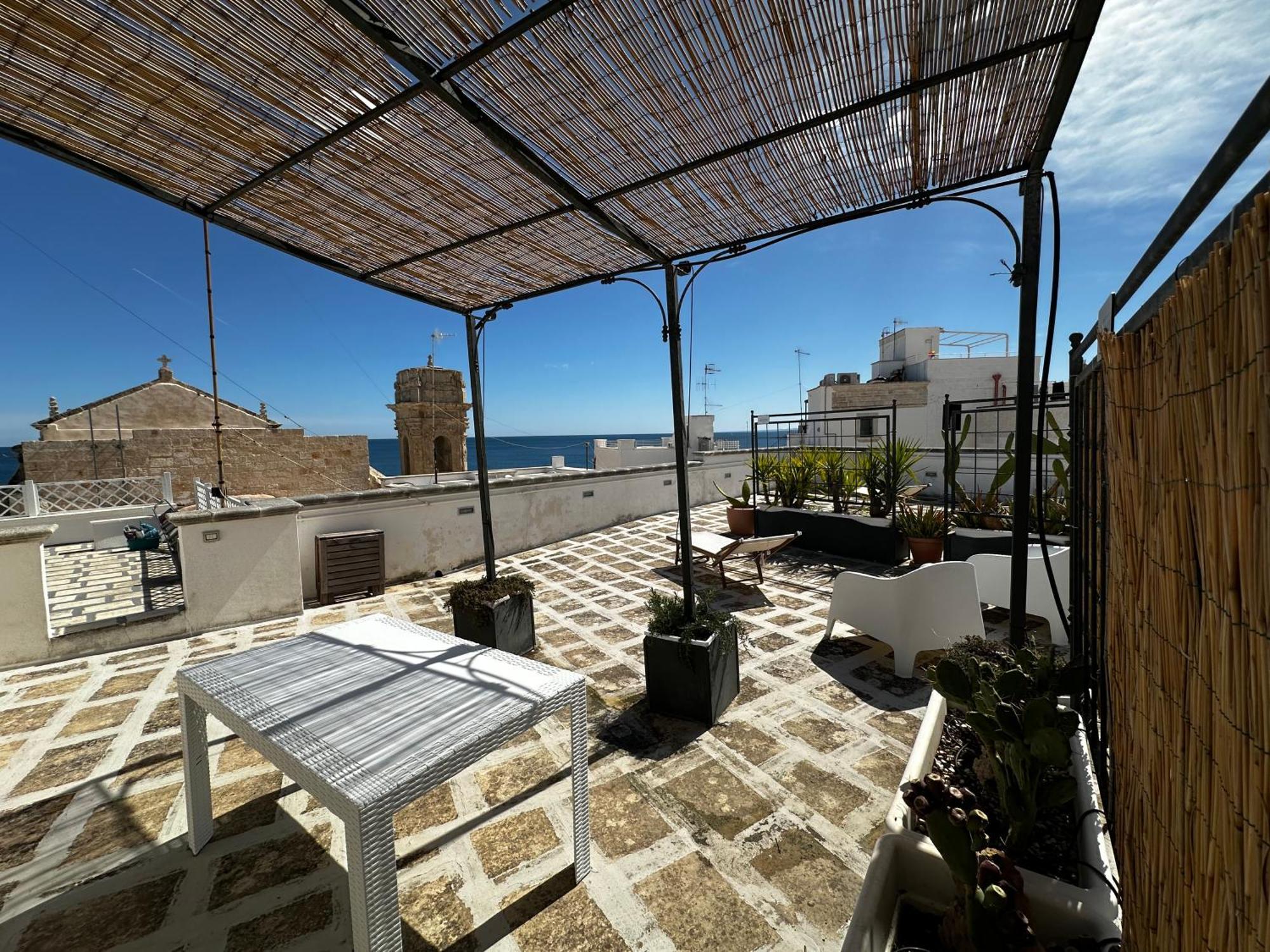 Casa Vacanze San Salvatore Centro Storico Monopoli Extérieur photo